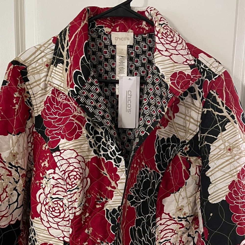 Chico's Light Weight floral quilted shaket cardigan